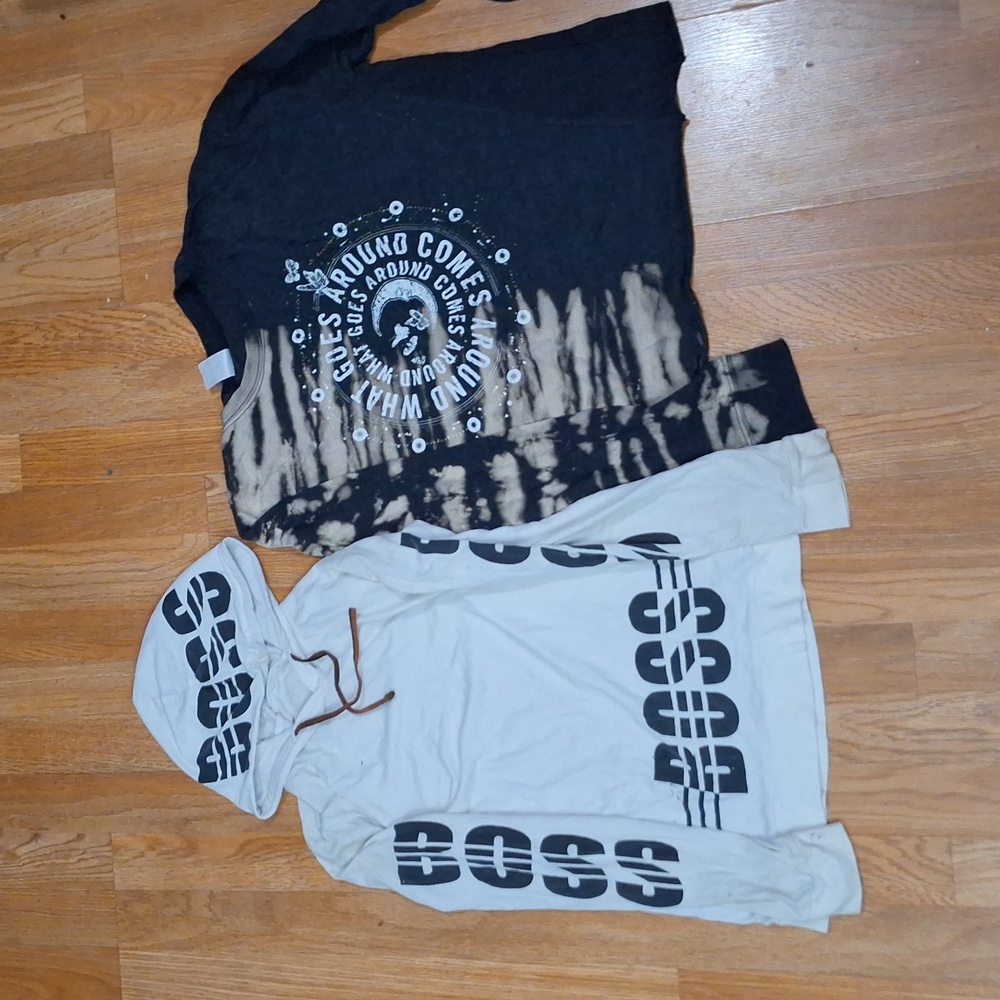 Medium and large long sleeve shirts